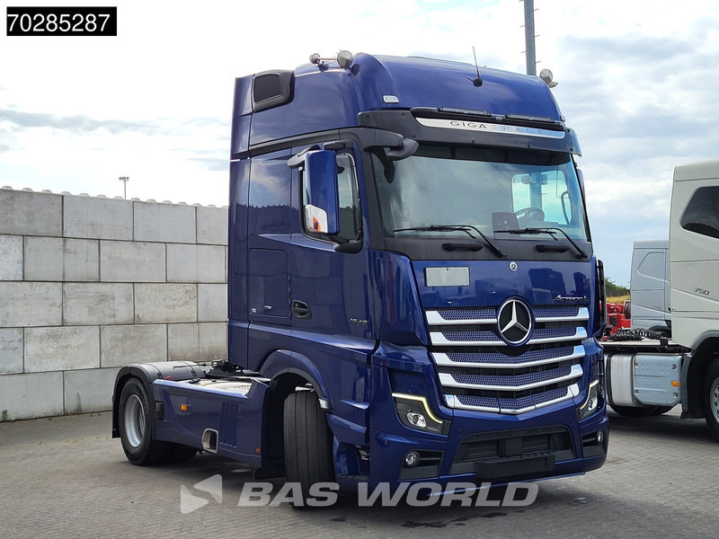 Mercedes-Benz Actros 1848 4X2 GigaSpace Full-Air Retarder Leder 2x Tanks Standklima - Tractor unit: picture 3 Mercedes-Benz Actros 1848 4X2 GigaSpace Full-Air Retarder Leder 2x Tanks Standklima - Tractor unit: picture 3