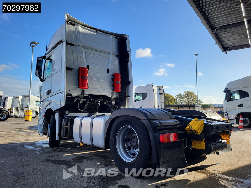 Mercedes-Benz Actros 1851 Actros 4X2 GigaSpace ADR 2xTanks Xenon Euro 6 - Tractor unit: picture 2 Mercedes-Benz Actros 1851 Actros 4X2 GigaSpace ADR 2xTanks Xenon Euro 6 - Tractor unit: picture 2