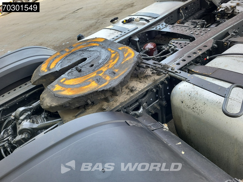 Leasing of Mercedes-Benz Actros 1942 4X2 NL-Truck Mega StreamSpace Mercedes-Benz Actros 1942 4X2 NL-Truck Mega StreamSpace: picture 13 Leasing of Mercedes-Benz Actros 1942 4X2 NL-Truck Mega StreamSpace Mercedes-Benz Actros 1942 4X2 NL-Truck Mega StreamSpace: picture 13