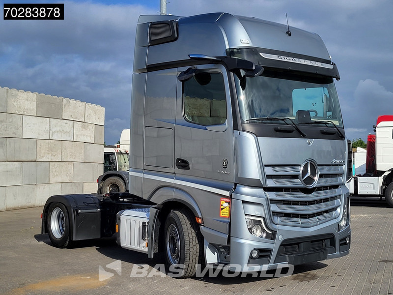 Mercedes-Benz Actros 1945 4X2 Mega GigaSpace Mirrorcam 100% Tyres! - Tractor unit: picture 3 Mercedes-Benz Actros 1945 4X2 Mega GigaSpace Mirrorcam 100% Tyres! - Tractor unit: picture 3