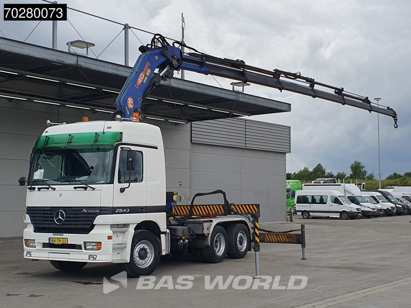 Mercedes-Benz Actros 2543 Actros 6X2 NL-Truck Liftachse 3-Pedals Kran PM 40 SP Euro 3 - Tractor unit: picture 1 Mercedes-Benz Actros 2543 Actros 6X2 NL-Truck Liftachse 3-Pedals Kran PM 40 SP Euro 3 - Tractor unit: picture 1