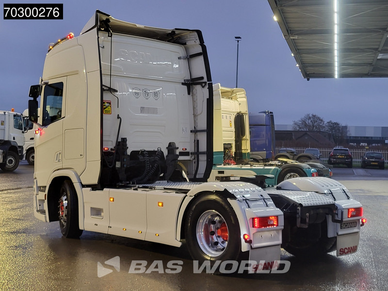 Scania R450 R 4X2 Special Interior! Retarder 2xTanks Leder - Tractor unit: picture 2 Scania R450 R 4X2 Special Interior! Retarder 2xTanks Leder - Tractor unit: picture 2