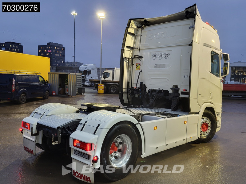 Scania R450 R 4X2 Special Interior! Retarder 2xTanks Leder - Tractor unit: picture 5 Scania R450 R 4X2 Special Interior! Retarder 2xTanks Leder - Tractor unit: picture 5