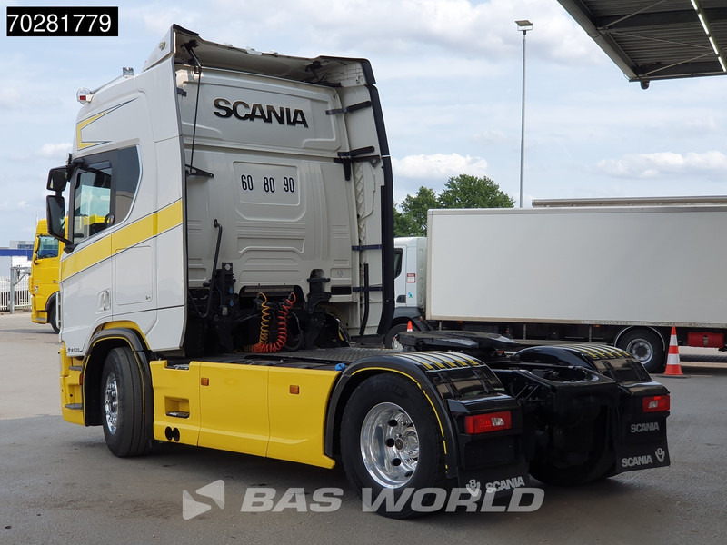 Scania R520 4X2 Full-Air Retarder 2x Tanks Standklima Leather Alcoa's - Tractor unit: picture 2 Scania R520 4X2 Full-Air Retarder 2x Tanks Standklima Leather Alcoa's - Tractor unit: picture 2