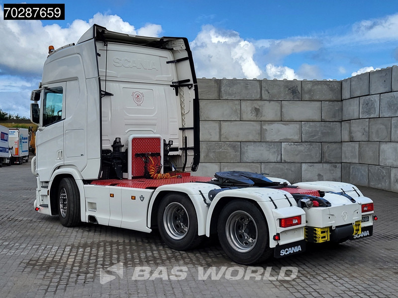 Scania R590 R 6X4 Full-Air Retarder Standklima Leather LED - Tractor unit: picture 2 Scania R590 R 6X4 Full-Air Retarder Standklima Leather LED - Tractor unit: picture 2
