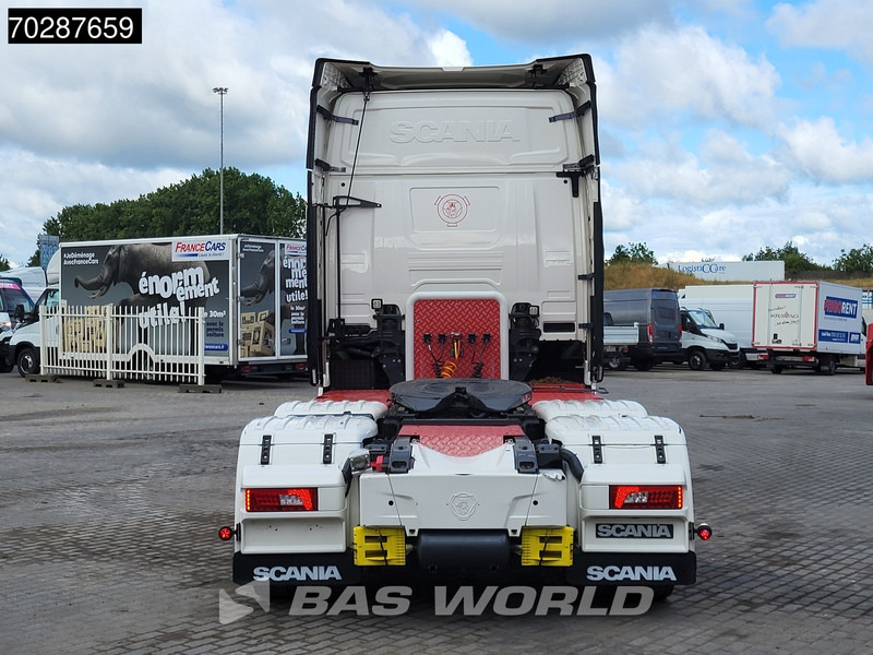 Scania R590 R 6X4 Full-Air Retarder Standklima Leather LED - Tractor unit: picture 3 Scania R590 R 6X4 Full-Air Retarder Standklima Leather LED - Tractor unit: picture 3