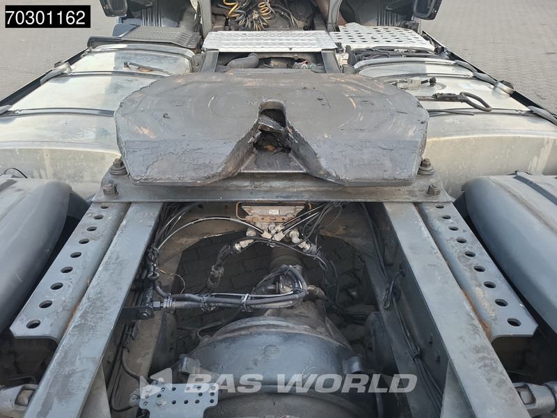 Tractor unit Scania R620 R 4X2 Manual! Retarder 2xTanks Full-Air Leder Euro 5: picture 15 Tractor unit Scania R620 R 4X2 Manual! Retarder 2xTanks Full-Air Leder Euro 5: picture 15