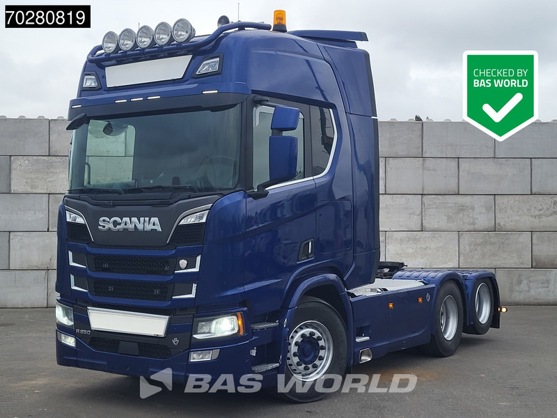 Scania R650 R 6X2 3 Pedal! Retarder Full-Air Liftachse Standklima Navi - Tractor unit: picture 1 Scania R650 R 6X2 3 Pedal! Retarder Full-Air Liftachse Standklima Navi - Tractor unit: picture 1