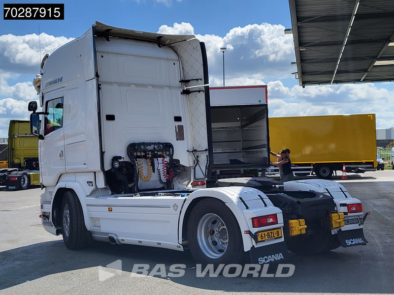 Scania R730 4X2 NL-Truck Retarder 2x Tanks ACC Xenon Euro 6 - Tractor unit: picture 2 Scania R730 4X2 NL-Truck Retarder 2x Tanks ACC Xenon Euro 6 - Tractor unit: picture 2