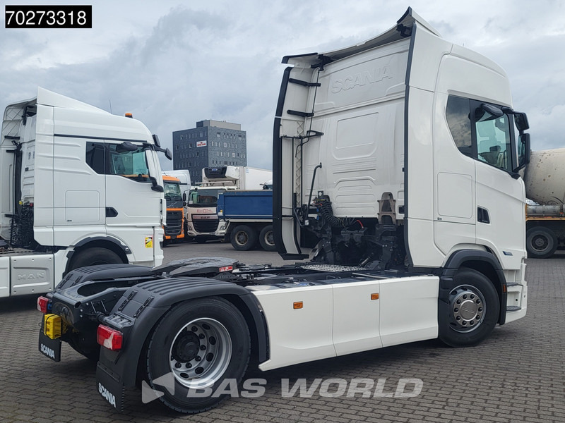 Scania S460 4X2 NEW! Retarder 2x Tanks ACC Navi Standklima - Tractor unit: picture 5 Scania S460 4X2 NEW! Retarder 2x Tanks ACC Navi Standklima - Tractor unit: picture 5