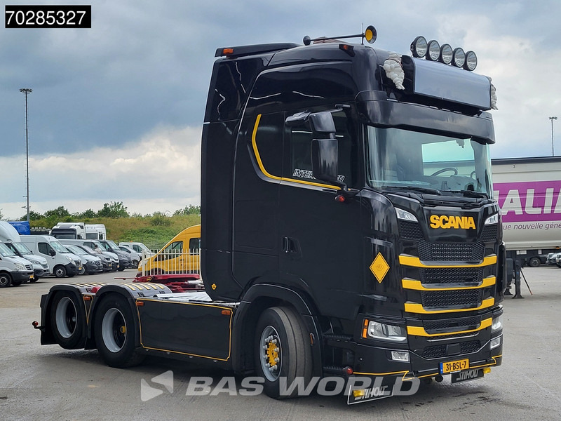 Scania S580 6X2 NL-Truck Retarder Full-Air Hydraulik Standklima ACC Navi LED - Tractor unit: picture 3 Scania S580 6X2 NL-Truck Retarder Full-Air Hydraulik Standklima ACC Navi LED - Tractor unit: picture 3
