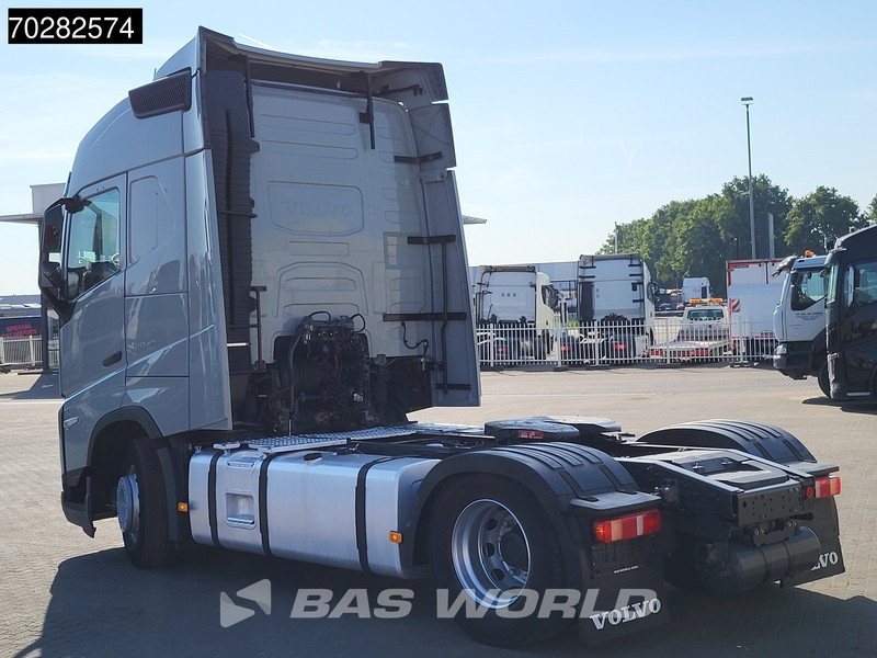 Volvo FH 460 4X2 VEB+ 2x Tanks LED ACC - Tractor unit: picture 2 Volvo FH 460 4X2 VEB+ 2x Tanks LED ACC - Tractor unit: picture 2