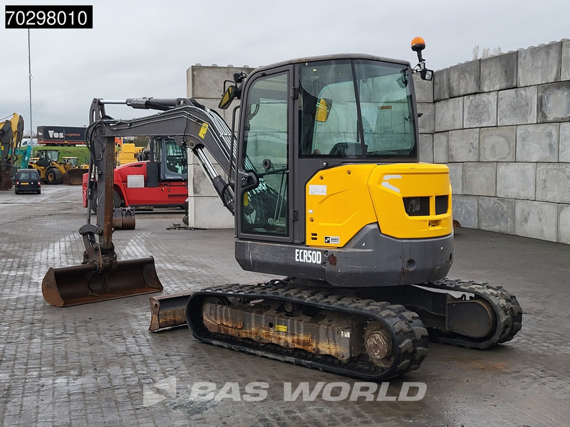 Volvo ECR50 D 3 BUCKETS - Mini excavator: picture 5 Volvo ECR50 D 3 BUCKETS - Mini excavator: picture 5
