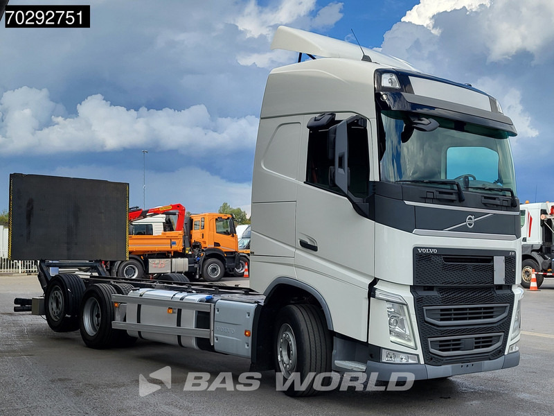 Volvo FH 460 FH 6X2 2000kg Ladebordwand Xenon DynamicSteering Automatic ACC Euro 6 - Cab chassis truck: picture 3 Volvo FH 460 FH 6X2 2000kg Ladebordwand Xenon DynamicSteering Automatic ACC Euro 6 - Cab chassis truck: picture 3