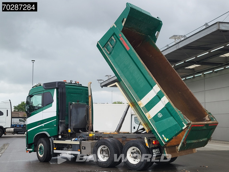 Volvo FH16 650 FH16 6X4 Dynamic steering - Tipper: picture 2 Volvo FH16 650 FH16 6X4 Dynamic steering - Tipper: picture 2