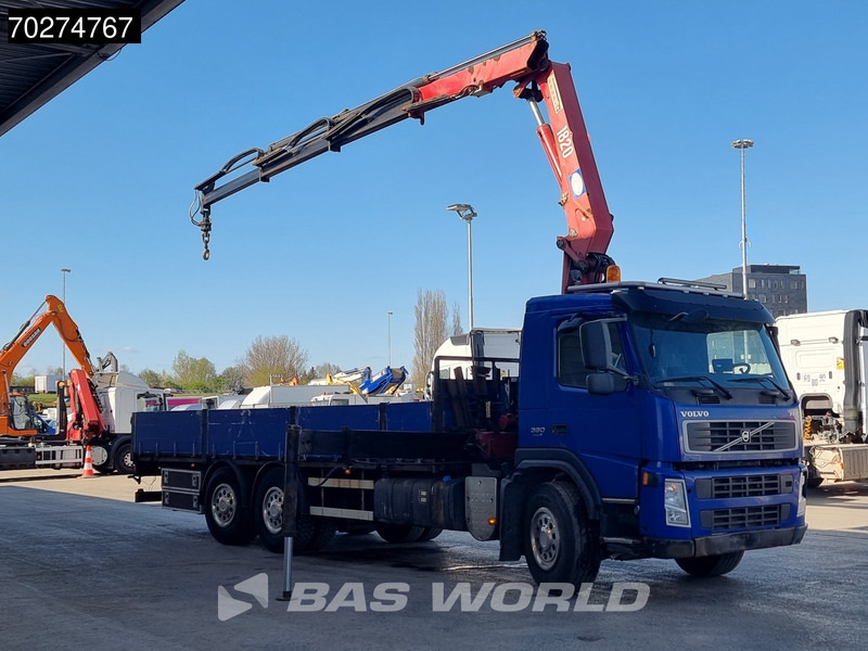 Volvo FM 330 6X2 HMF 1820 K3 Kran Crane Lift+Steering Axle Xenon Euro 5 - Dropside/ Flatbed truck, Crane truck: picture 3 Volvo FM 330 6X2 HMF 1820 K3 Kran Crane Lift+Steering Axle Xenon Euro 5 - Dropside/ Flatbed truck, Crane truck: picture 3