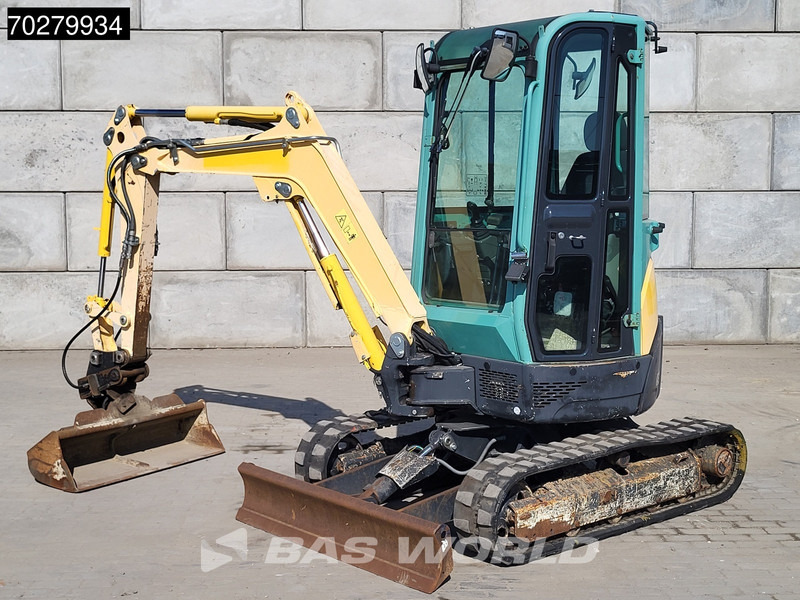 Yanmar VIO25-4 - Mini excavator: picture 2 Yanmar VIO25-4 - Mini excavator: picture 2