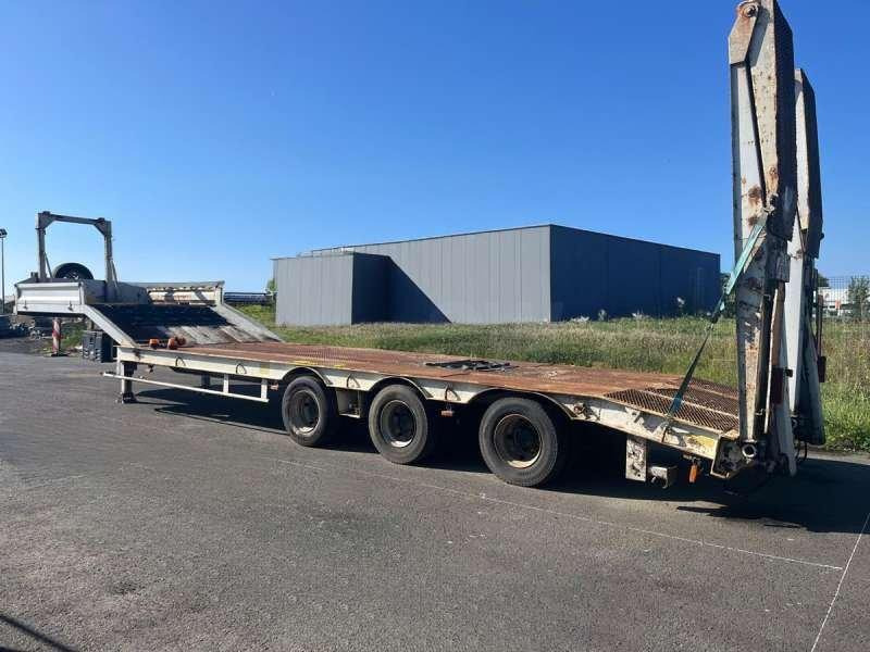 Actm 3 ESSIEUX - Low loader semi-trailer: picture 1 Actm 3 ESSIEUX - Low loader semi-trailer: picture 1