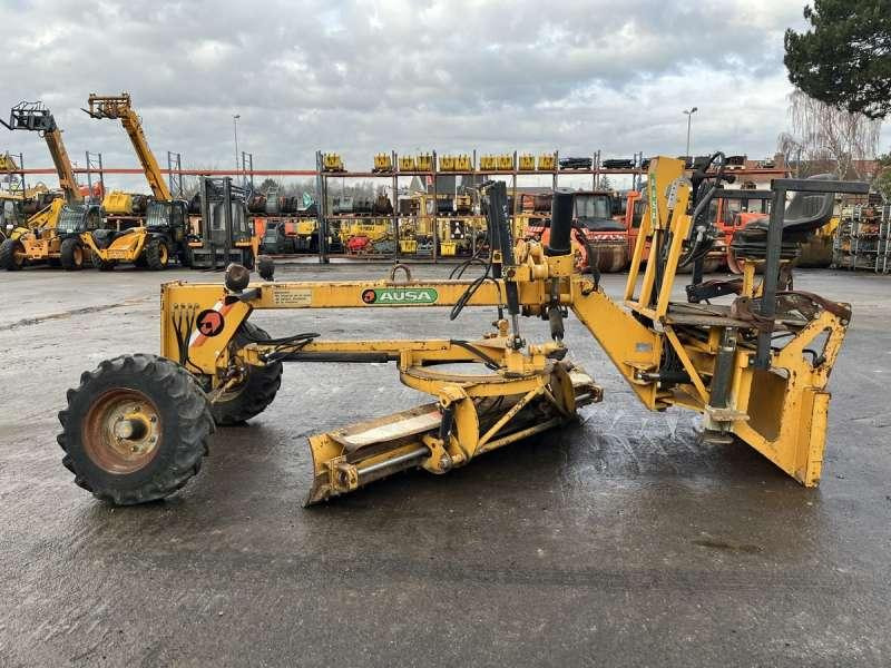 Ausa OP NV2500 - Grader: picture 4 Ausa OP NV2500 - Grader: picture 4