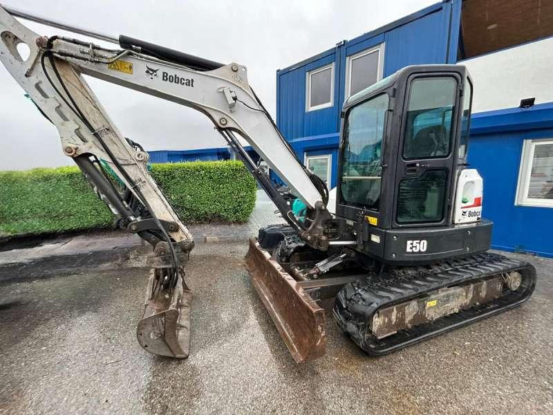 Bobcat E50 - Mini excavator: picture 4 Bobcat E50 - Mini excavator: picture 4