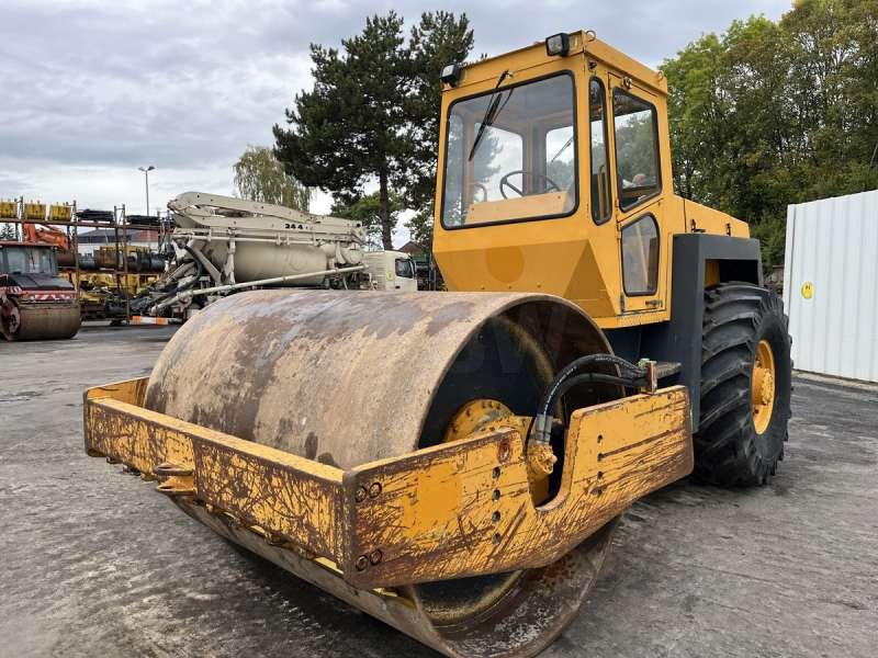 Bomag BW213D - Combination roller: picture 2 Bomag BW213D - Combination roller: picture 2