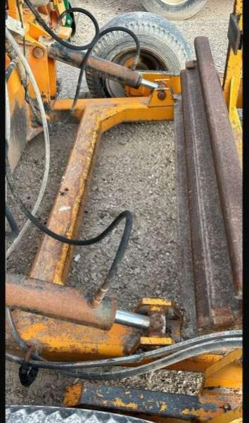 Capilla CRF-2 - Grader: picture 5 Capilla CRF-2 - Grader: picture 5