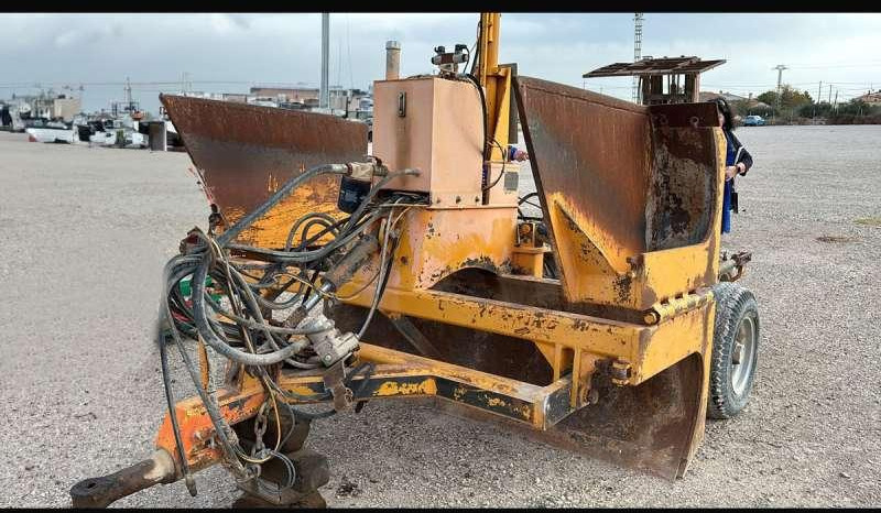 Capilla CRF-2 - Grader: picture 1 Capilla CRF-2 - Grader: picture 1