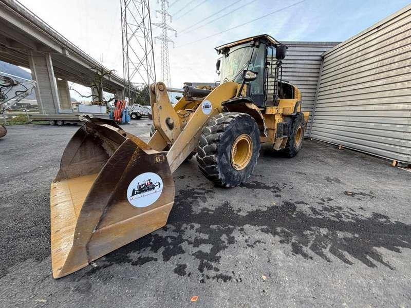 Wheel loader Caterpillar 962K: picture 16
