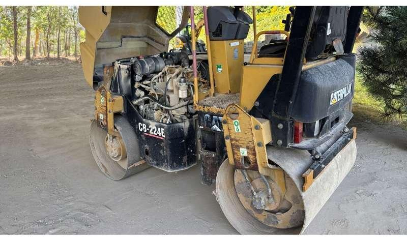Caterpillar CB-224E - Road roller: picture 4 Caterpillar CB-224E - Road roller: picture 4