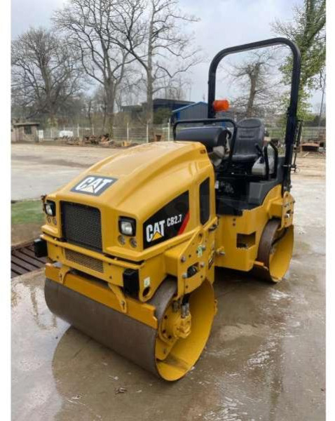 Caterpillar CB2.7 - Road roller: picture 2 Caterpillar CB2.7 - Road roller: picture 2
