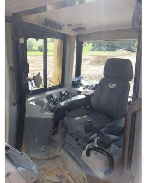 Bulldozer Caterpillar D6T LGP: picture 8 Bulldozer Caterpillar D6T LGP: picture 8