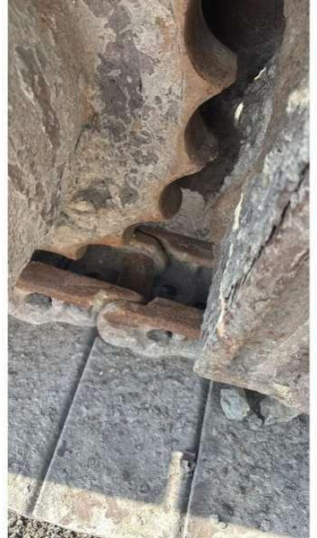 Komatsu PC210-LC8 - Crawler excavator: picture 5 Komatsu PC210-LC8 - Crawler excavator: picture 5