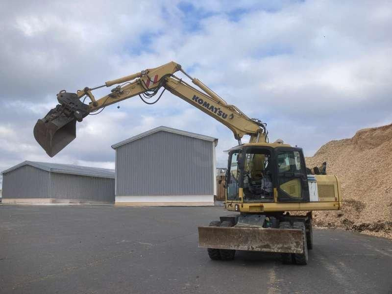 Komatsu Pelle sur Pneus PW160-7K - Wheel excavator: picture 1 Komatsu Pelle sur Pneus PW160-7K - Wheel excavator: picture 1