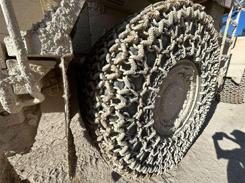 Wheel loader Komatsu WA600-8E0: picture 20