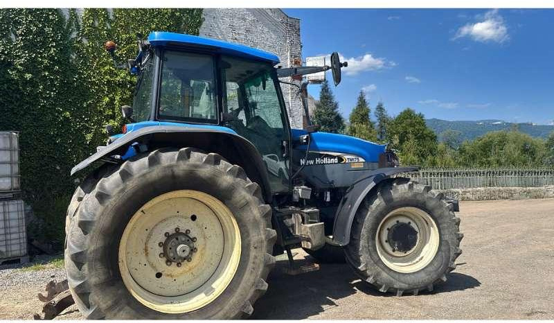 New Holland Tracteur TM175 - Farm tractor: picture 2 New Holland Tracteur TM175 - Farm tractor: picture 2