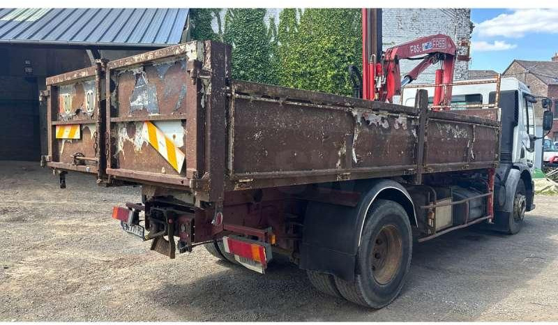 Renault A GRUE PREMIUM 300 - Tipper: picture 3 Renault A GRUE PREMIUM 300 - Tipper: picture 3
