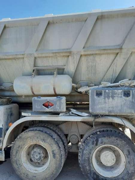 MAN TGS 41480 + Epandeur Ciment - Truck: picture 3 MAN TGS 41480 + Epandeur Ciment - Truck: picture 3