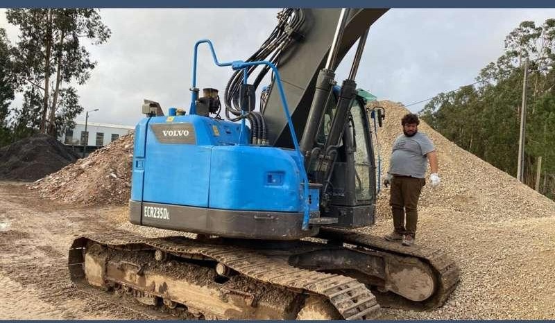 Volvo ECR235DL - Crawler excavator: picture 4 Volvo ECR235DL - Crawler excavator: picture 4