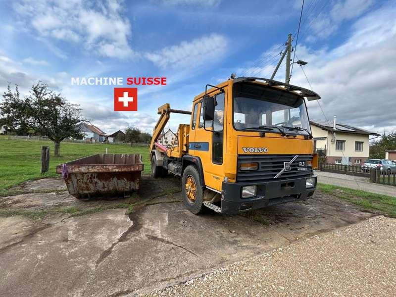 Volvo FL6 INTERCOOLER 4X2 - Hook lift truck: picture 1 Volvo FL6 INTERCOOLER 4X2 - Hook lift truck: picture 1