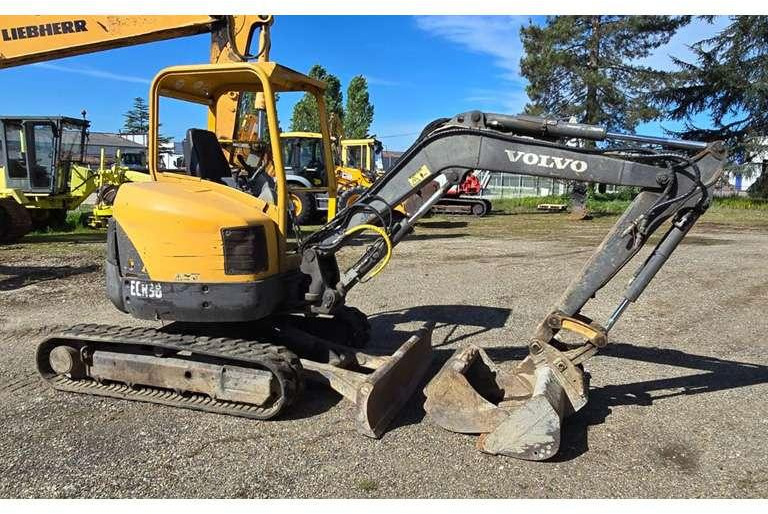 Volvo Mini Pelle ECR38 - Mini excavator: picture 3 Volvo Mini Pelle ECR38 - Mini excavator: picture 3