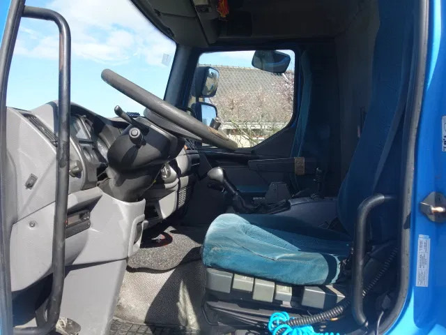 DAF LF 55.220 12000 LITER MANUAL GEARBOX - Tank truck: picture 5 DAF LF 55.220 12000 LITER MANUAL GEARBOX - Tank truck: picture 5