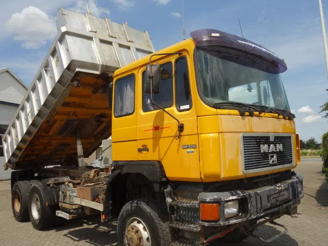 MAN 26.422 man 4x4 kipper - Tipper: picture 2 MAN 26.422 man 4x4 kipper - Tipper: picture 2
