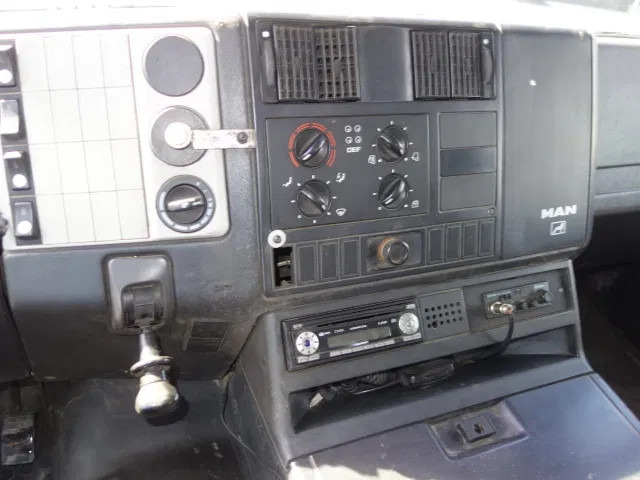 Tipper MAN 41-414 MEILLER KIPPER 8X4,MANUAL POMP: picture 9 Tipper MAN 41-414 MEILLER KIPPER 8X4,MANUAL POMP: picture 9