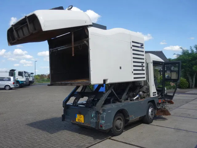 Ravo 540 3E BORSTEL EURO5 - Road sweeper: picture 4 Ravo 540 3E BORSTEL EURO5 - Road sweeper: picture 4