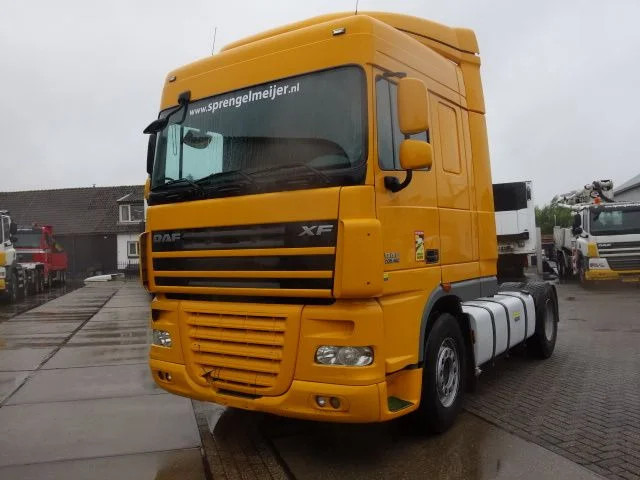 DAF XF 105.460 2 diesel tanken - Tractor unit: picture 2 DAF XF 105.460 2 diesel tanken - Tractor unit: picture 2