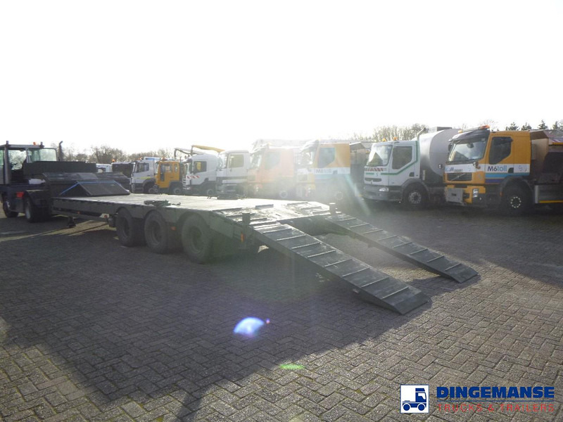 Broshuis 3-axle semi-lowbed trailer E-2130 / 73 t + ramps - Low loader semi-trailer: picture 5 Broshuis 3-axle semi-lowbed trailer E-2130 / 73 t + ramps - Low loader semi-trailer: picture 5
