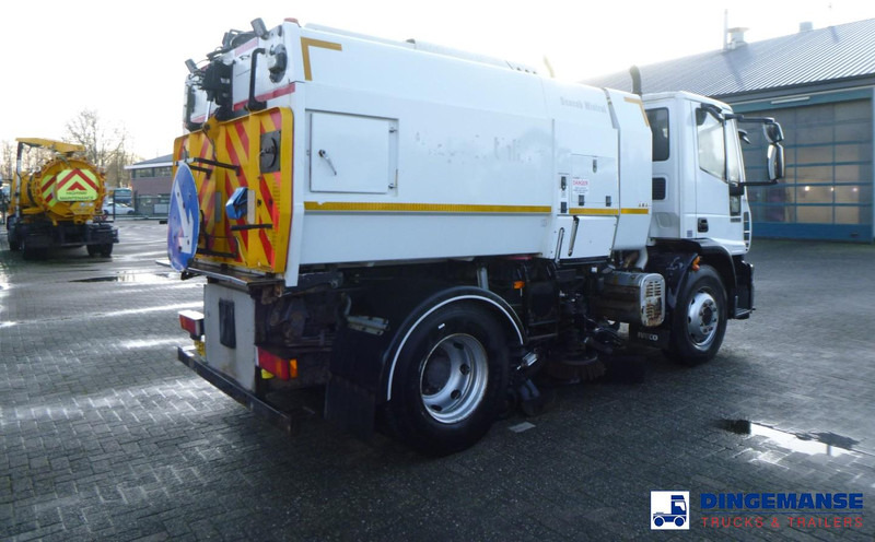 Iveco Eurocargo ML150E22 4x2 Scarab Mistral 6.2 m3 sweeper - Road sweeper: picture 4 Iveco Eurocargo ML150E22 4x2 Scarab Mistral 6.2 m3 sweeper - Road sweeper: picture 4