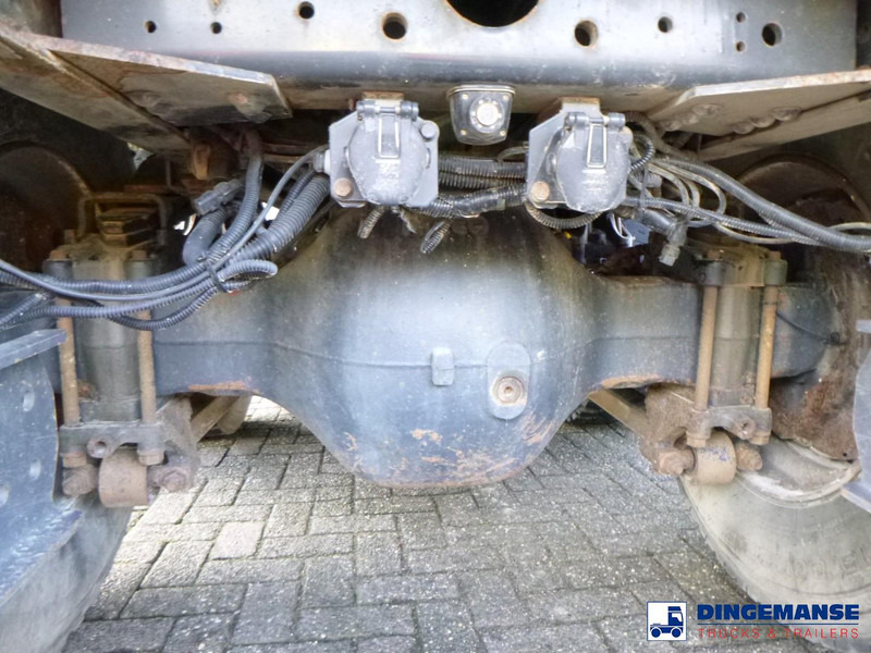 Tipper Iveco Stralis X-Way 460 8x4 RHD tipper: picture 15