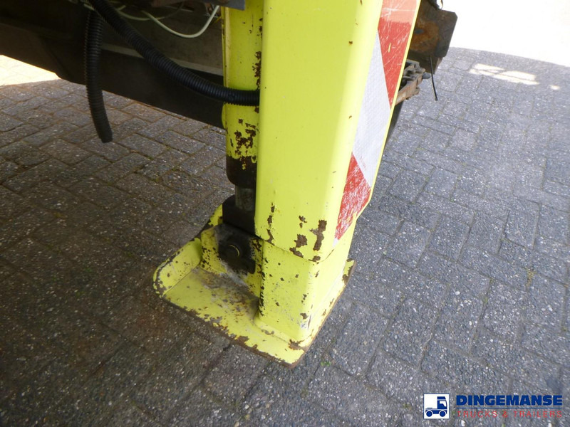 Vacuum truck Iveco Trakker 500 8x4 MTS vacuum excavator / Saugbagger: picture 19 Vacuum truck Iveco Trakker 500 8x4 MTS vacuum excavator / Saugbagger: picture 19