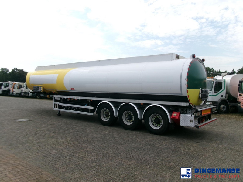 Lakeland Fuel tank alu 43 m3 / 6 comp - Tank semi-trailer: picture 3 Lakeland Fuel tank alu 43 m3 / 6 comp - Tank semi-trailer: picture 3